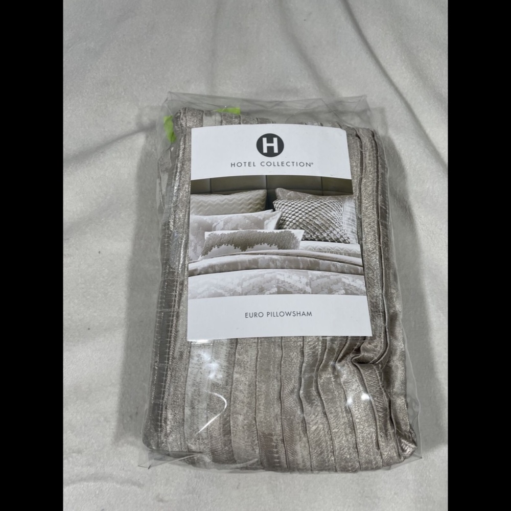 NIB Hotel Collection Distressed Chevron (1 ) Euro‎ European Pillow Sham